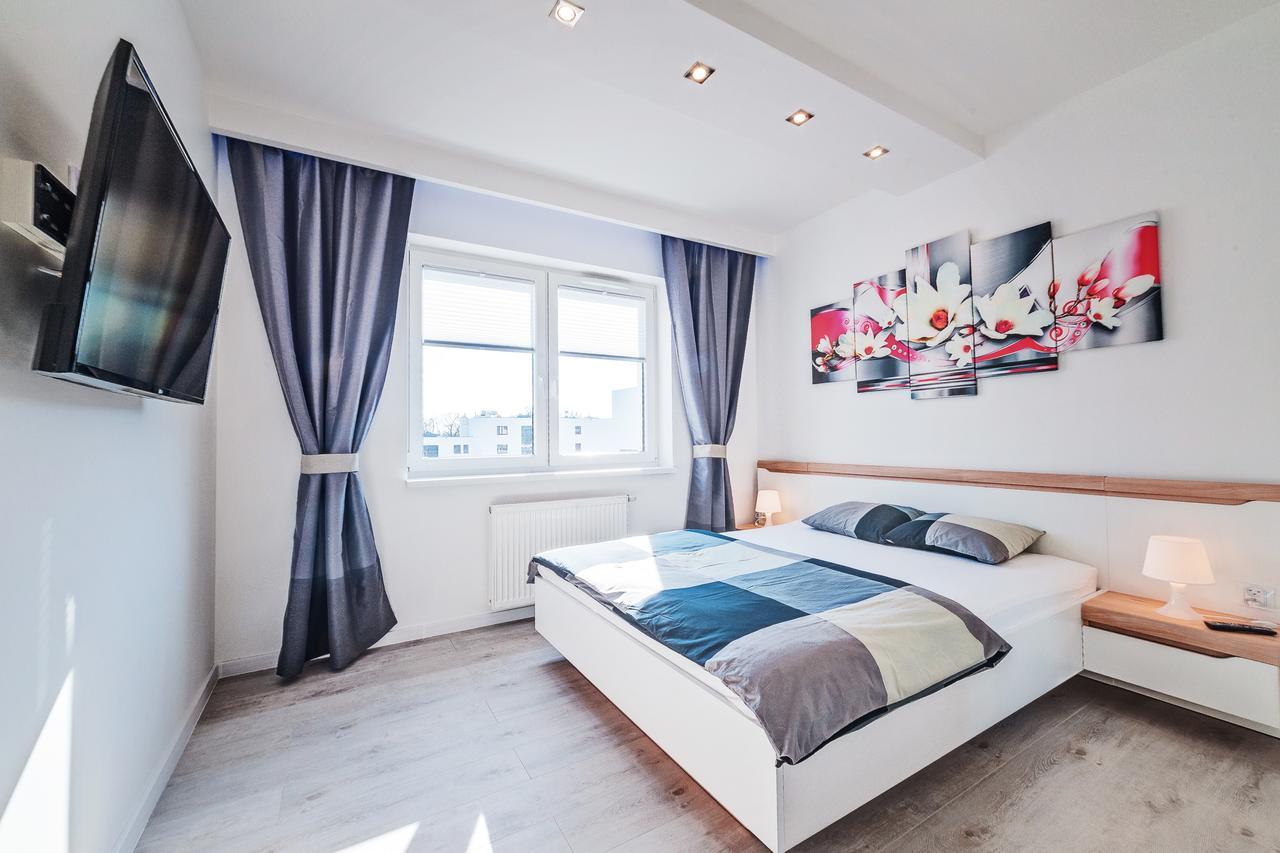 Apartment White Hawelanska Poznan